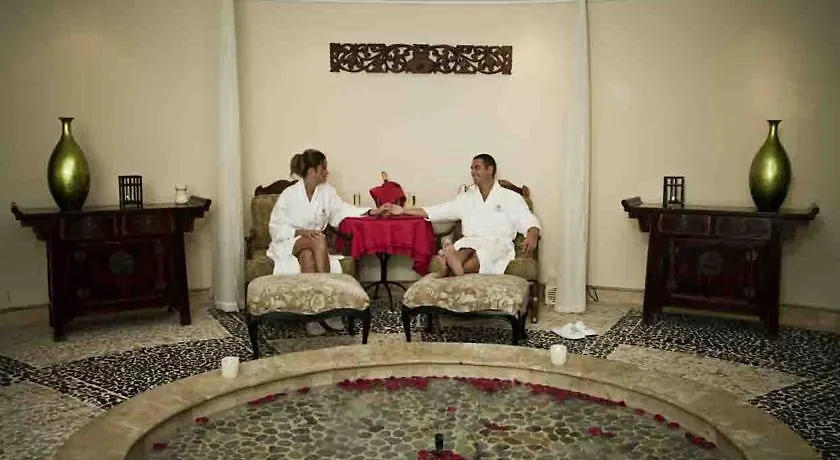 Hotel Le Meridien Cancun Resort And Spa